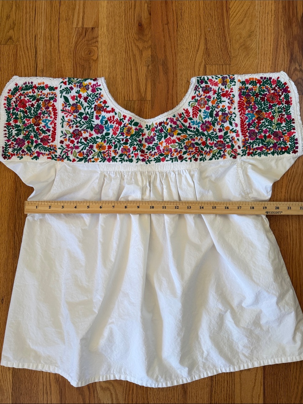 Madewell Embroidered White Mexican Peasant Blouse with Multicolor Floral Yoke M - Picture 3 of 10